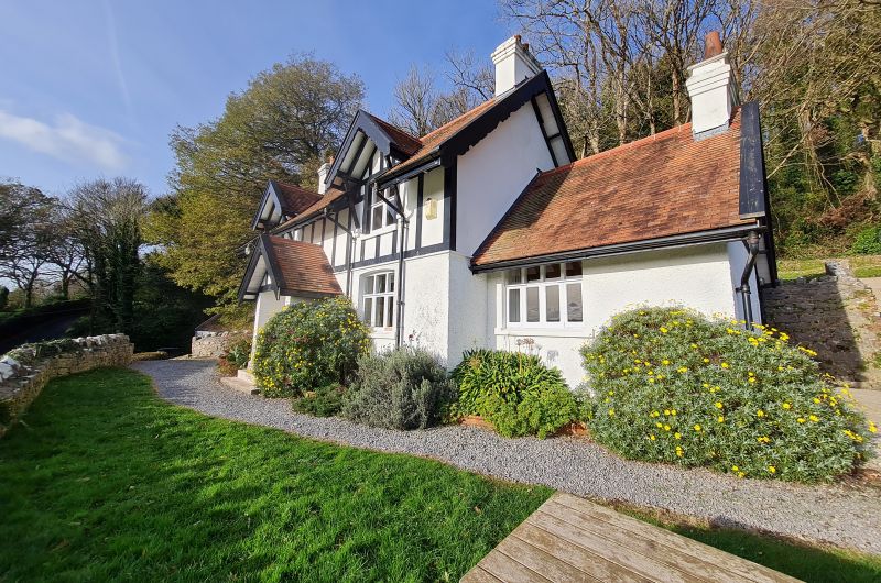 Outside/Front of the house